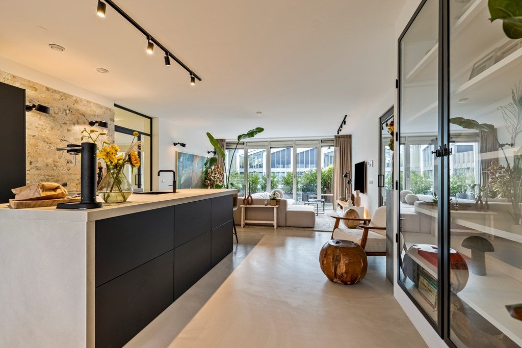 Woning te huur: Bottelarijstraat, Amsterdam