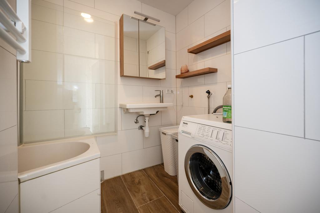 Woning te huur: Tielstraat, Amsterdam