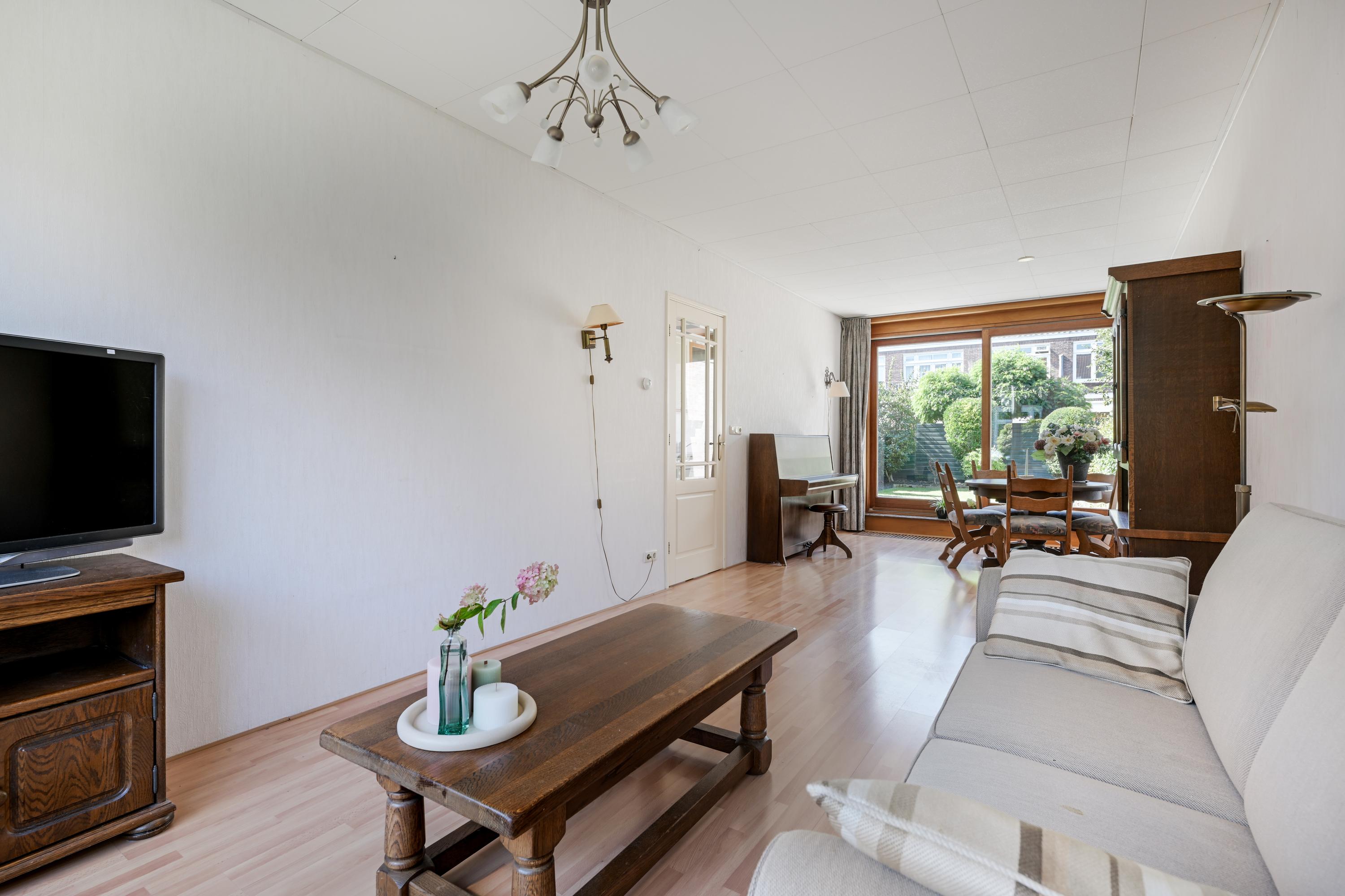 Hoekwoning te koop: Pegasusstraat 17, Haarlem