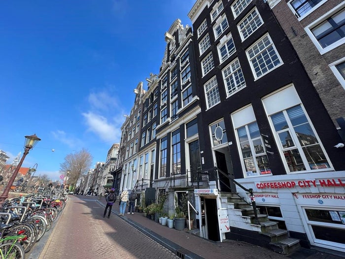 Te huur: Appartement Oudezijds Voorburgwal 187 in Amsterdam