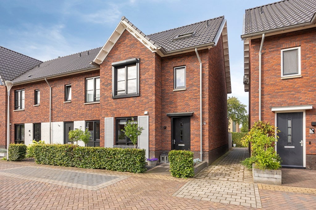 Huis De Poort 20 in Kesteren