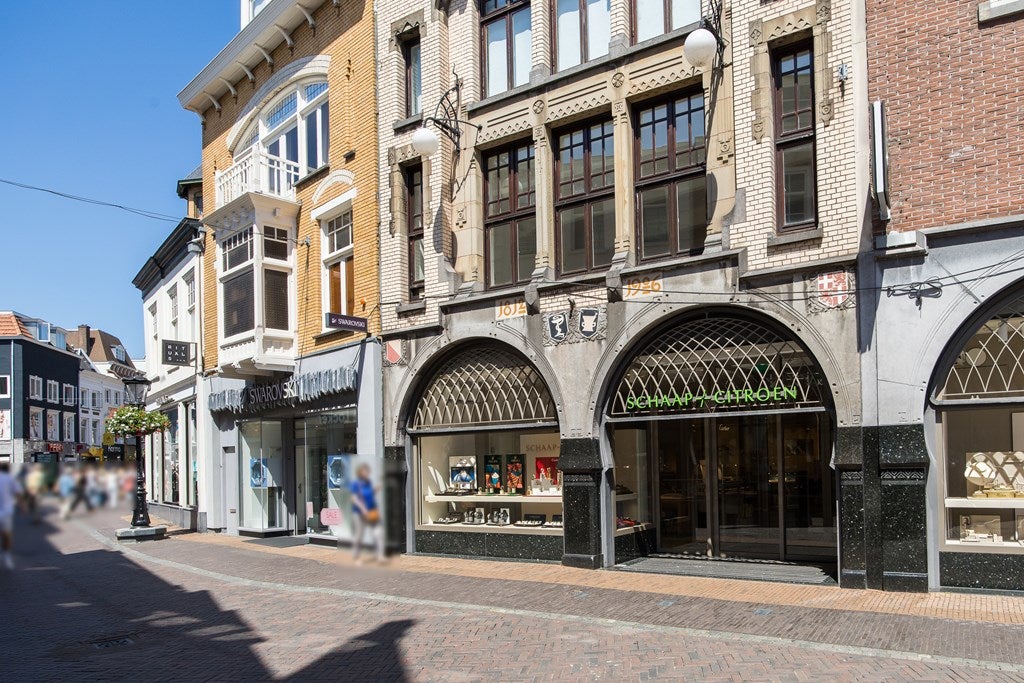 Flat Bakkerstraat 18