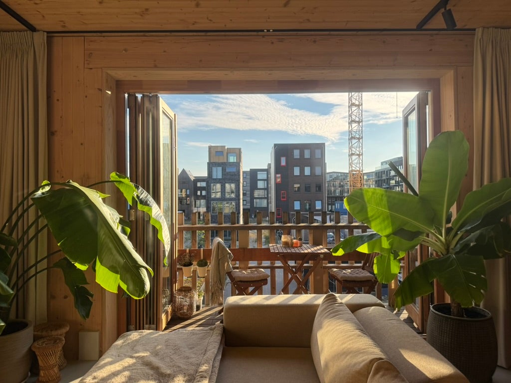Woning te huur: Cola Debrotstraat, Amsterdam