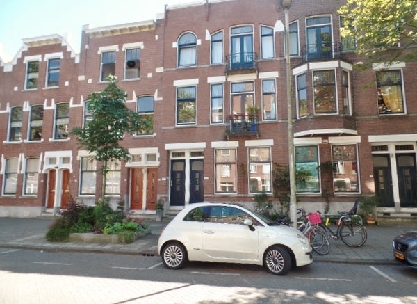 Piso Burgemeester Meineszlaan 74 B en Rotterdam