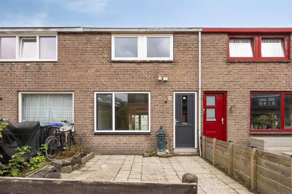 Huis Vincent van Goghstraat 16 in Dordrecht