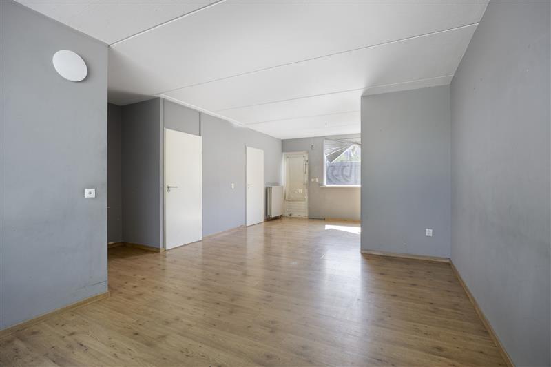 Tussenwoning te koop: Tonijnstraat 23, Almere
