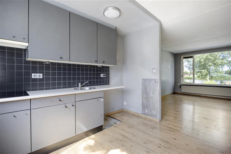 Tussenwoning te koop: Tonijnstraat 23, Almere