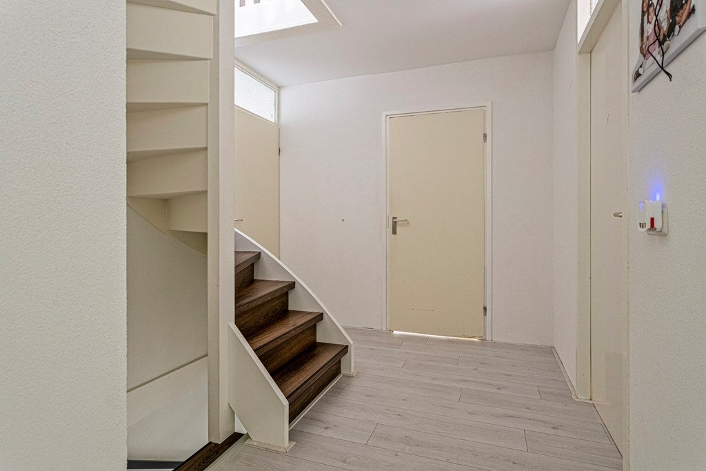Vrijstaande woning te koop: Montferland 8, Emmeloord