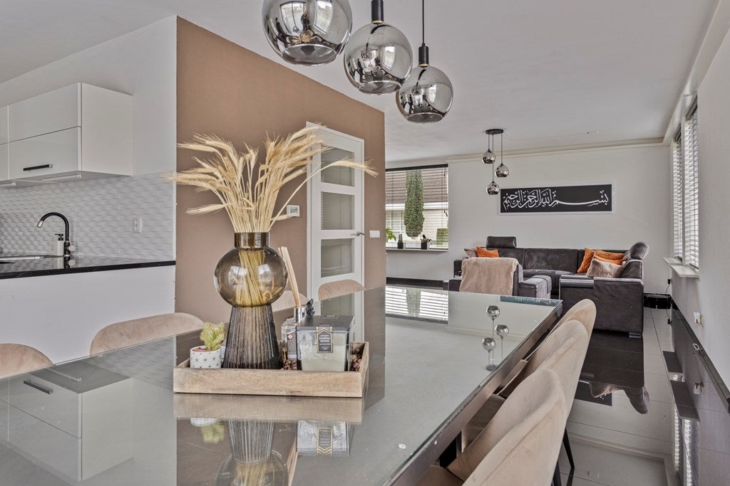 Vrijstaande woning te koop: Montferland 8, Emmeloord
