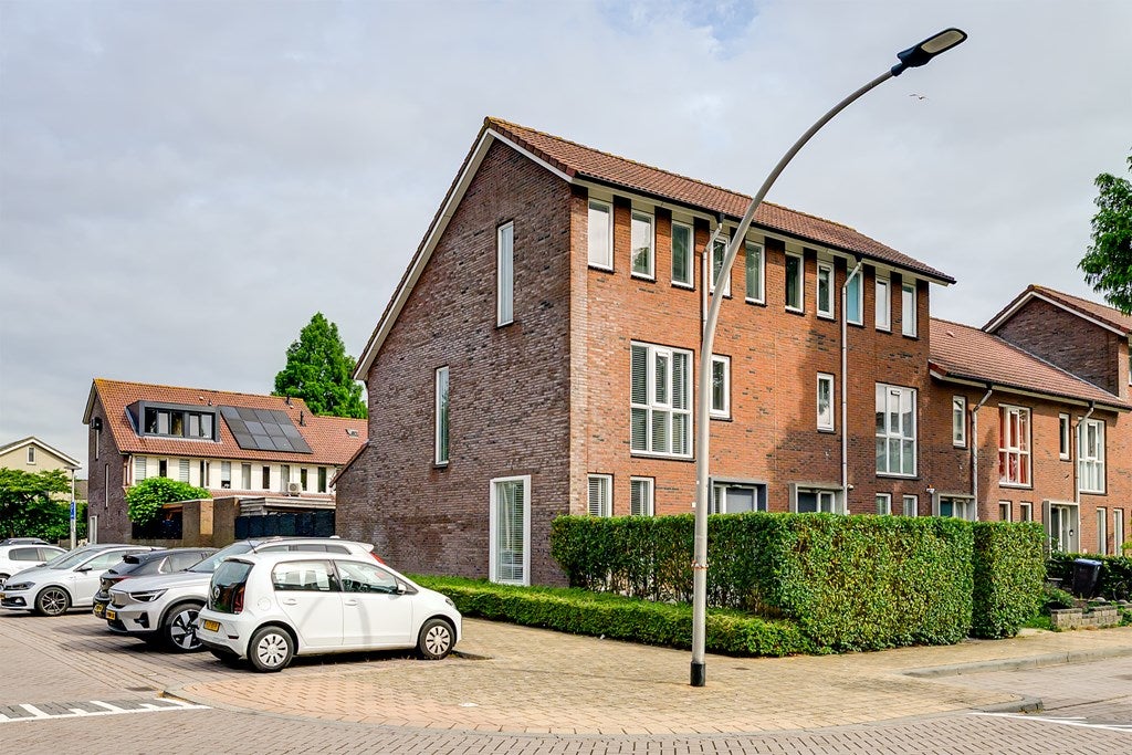 Huis Bramengaarde 184 in Hendrik-Ido-Ambacht