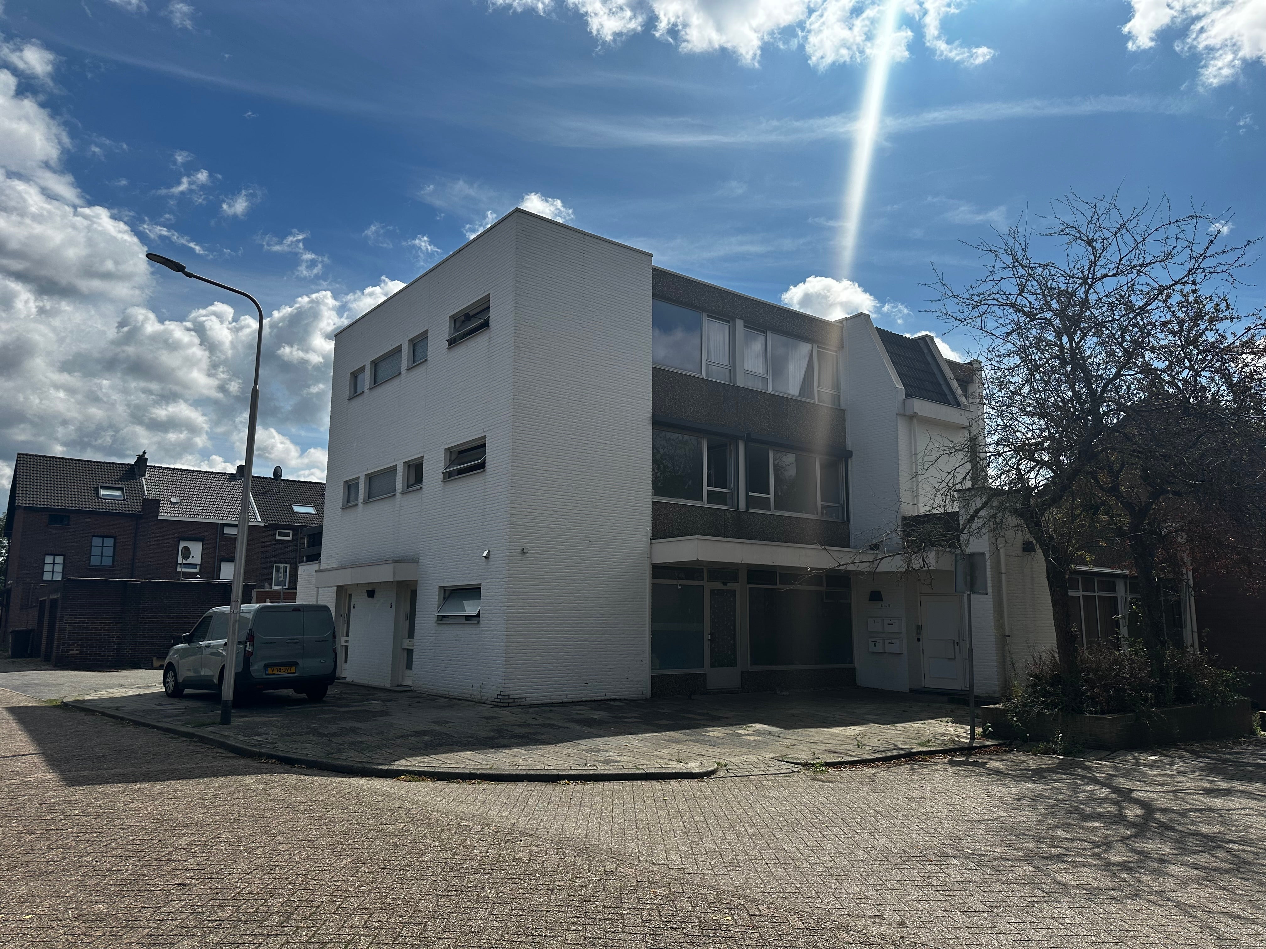Appartement Henri Jonasplein 8 in Kerkrade