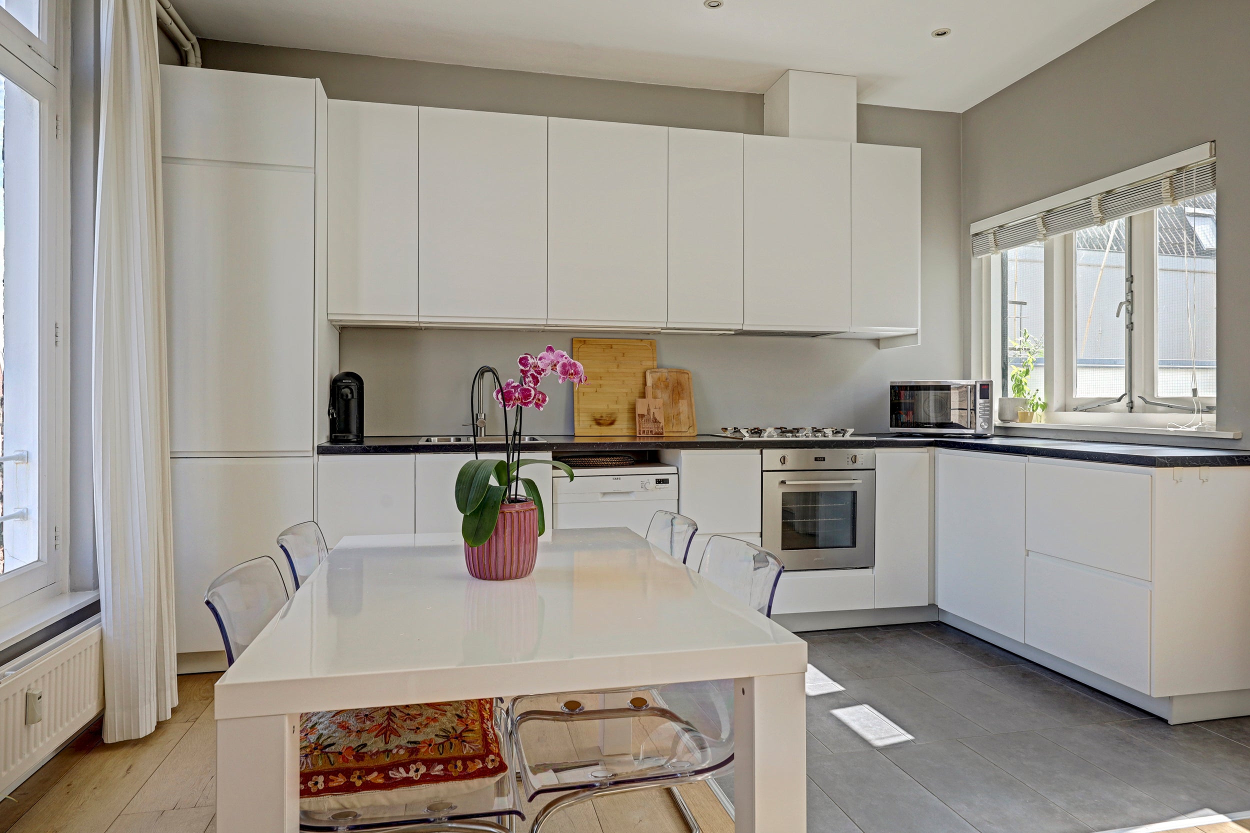 Appartement te koop: Spaarne 113, Haarlem