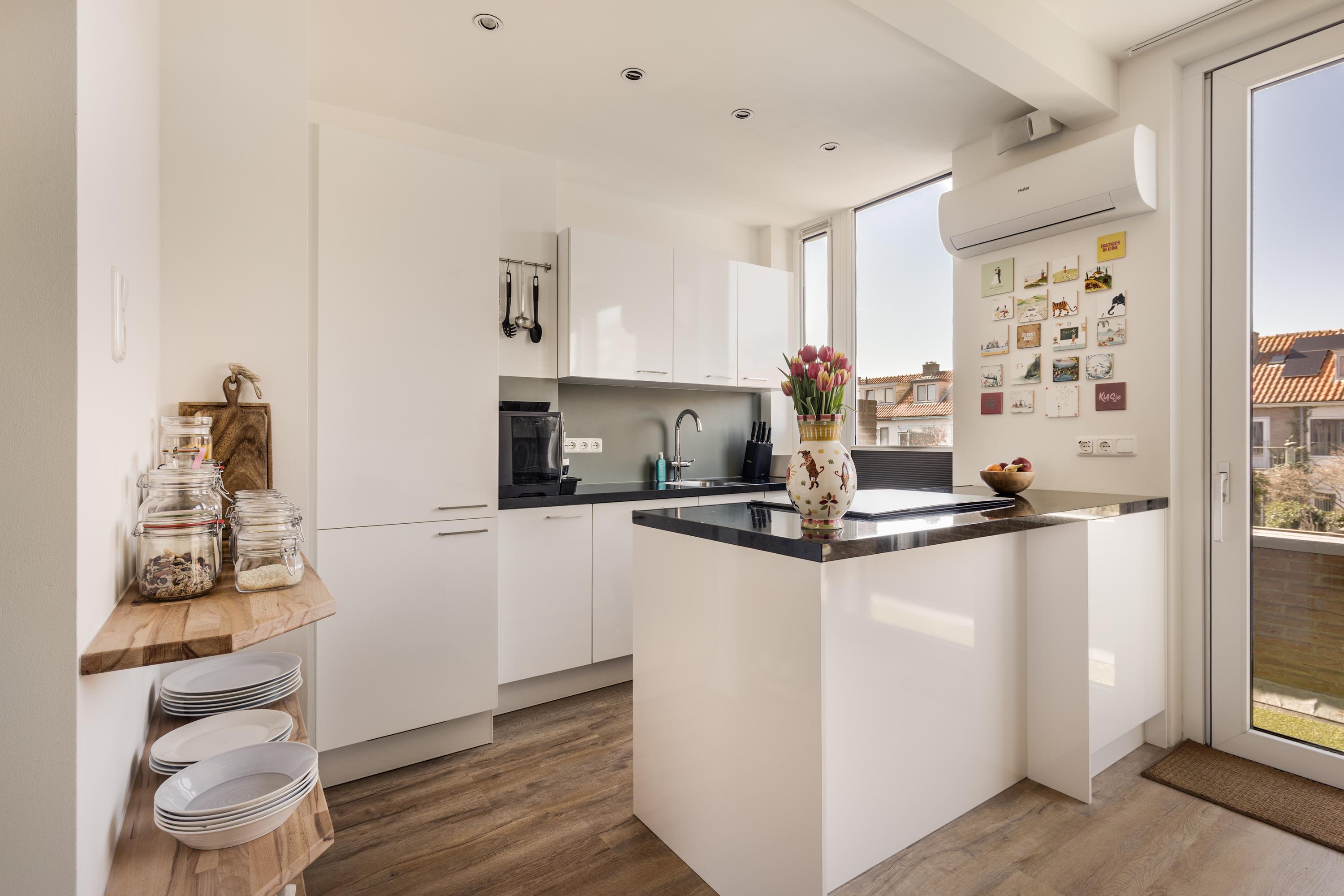 Appartement te koop: Vondelweg 110RD, Haarlem