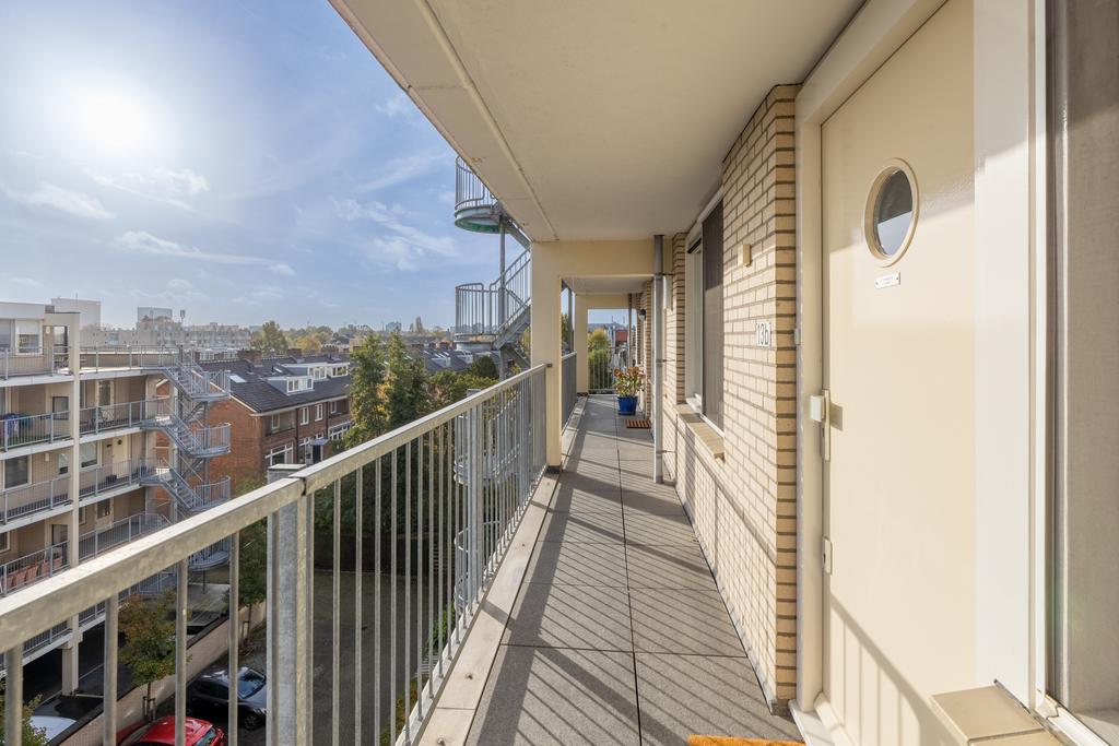 Appartement te huur: Kralingseweg 13B, Rotterdam