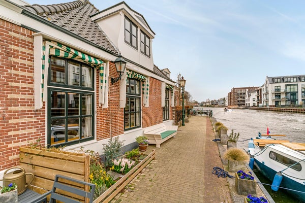 Huis te koop Jaagpad 38 in Leiderdorp voor € 650.000