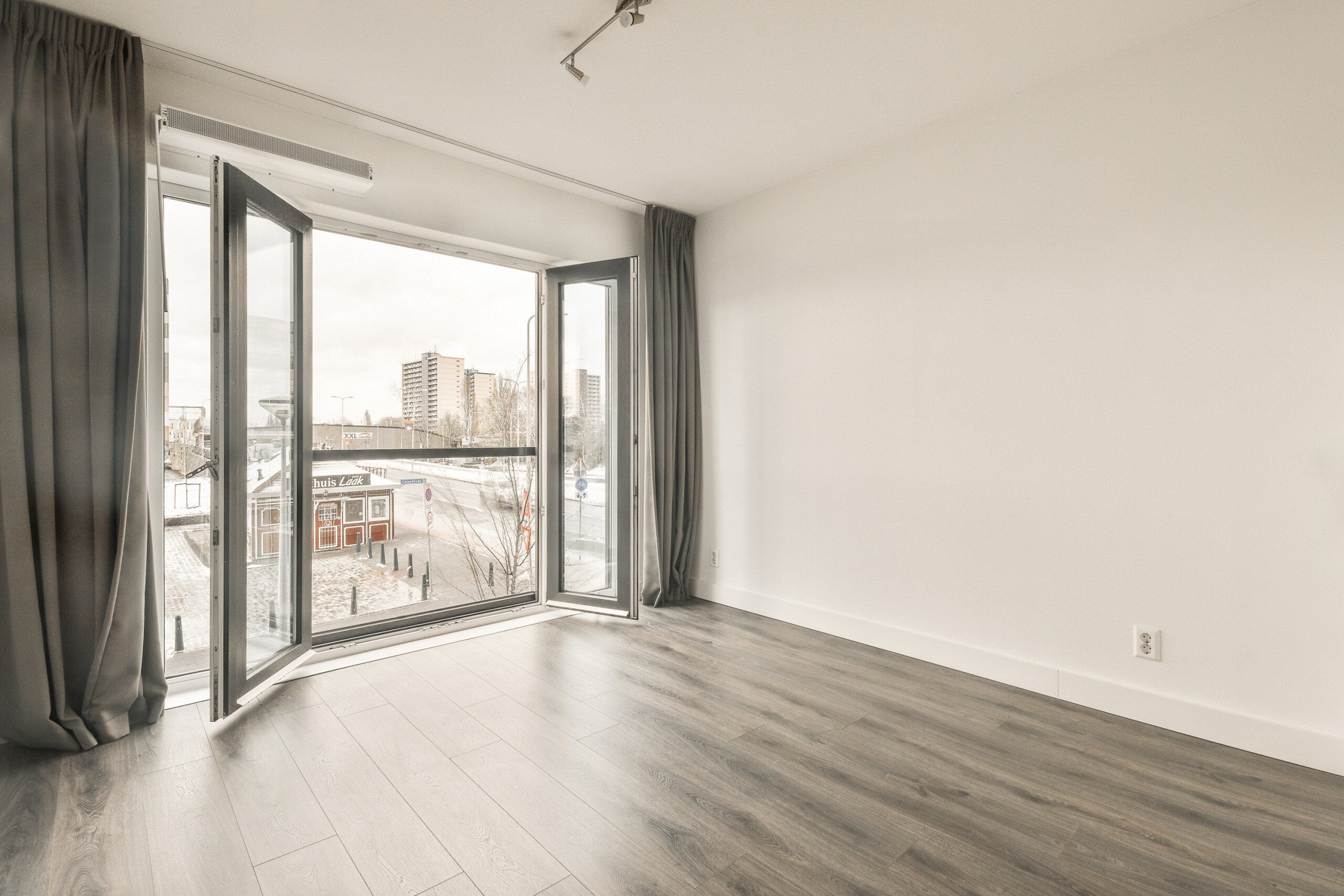 Studio te huur: Waldorpstraat 1170, 'S-Gravenhage