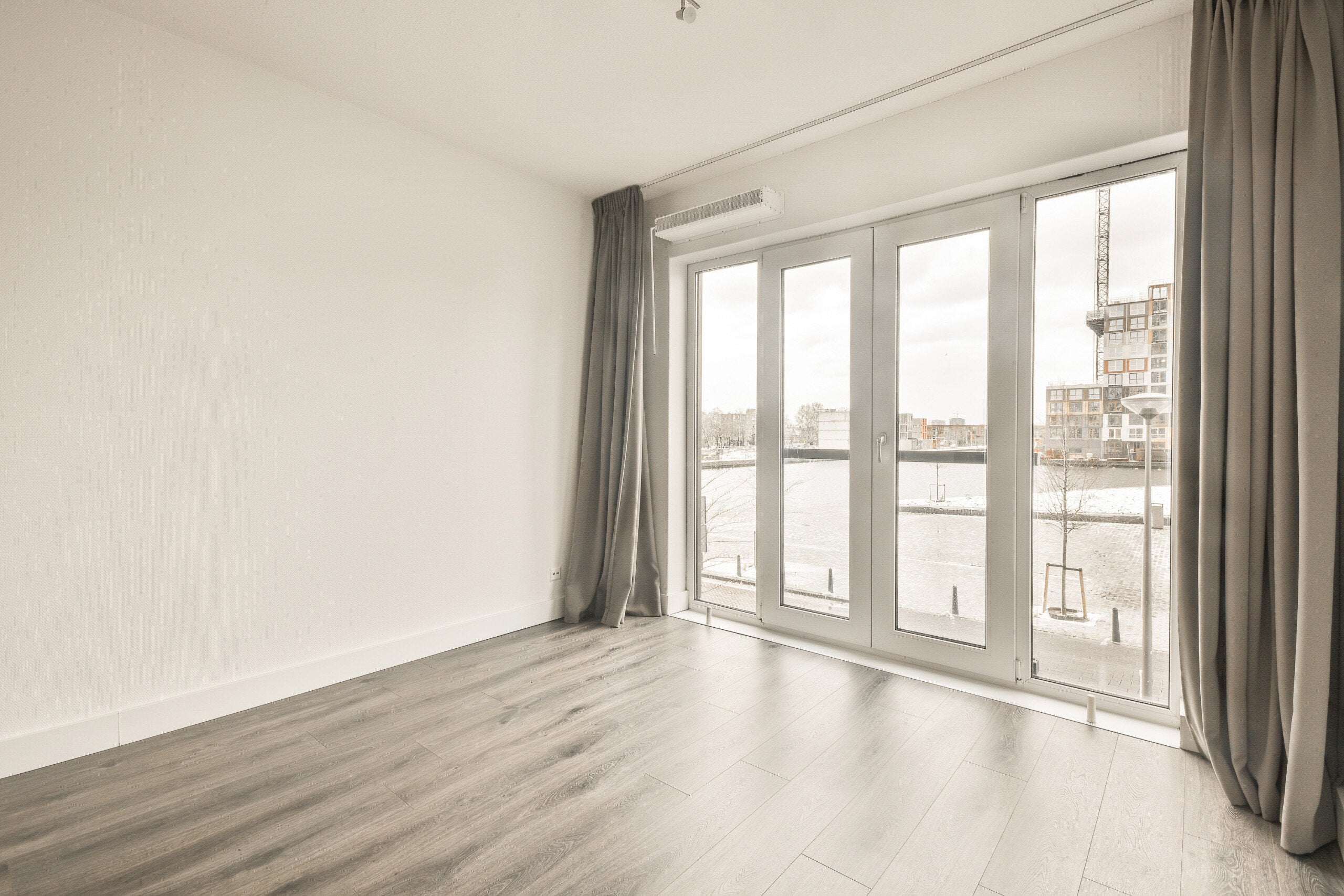 Studio te huur: Waldorpstraat 1170, 'S-Gravenhage