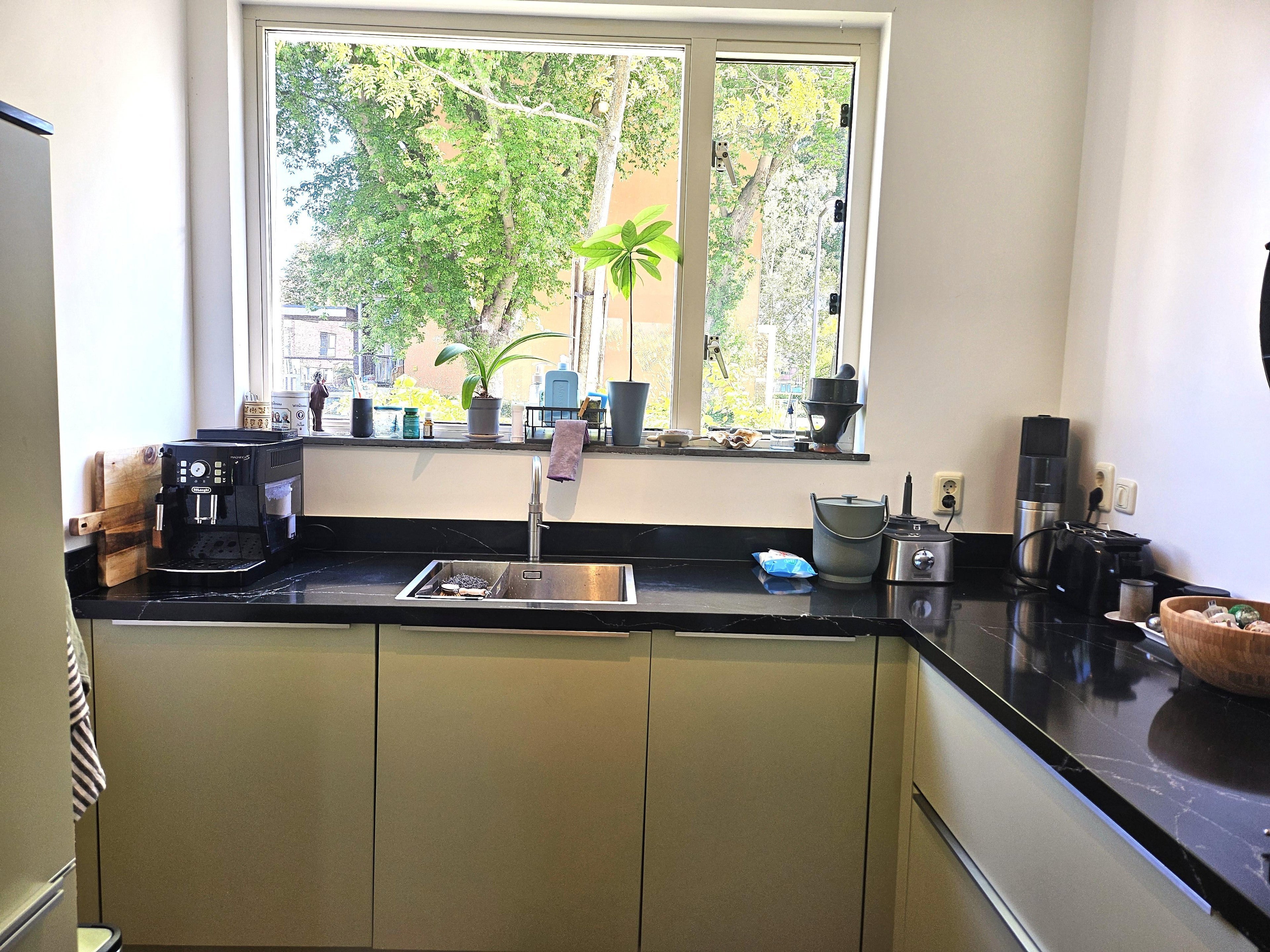 Te huur Huis Kemperweg in Rotterdam