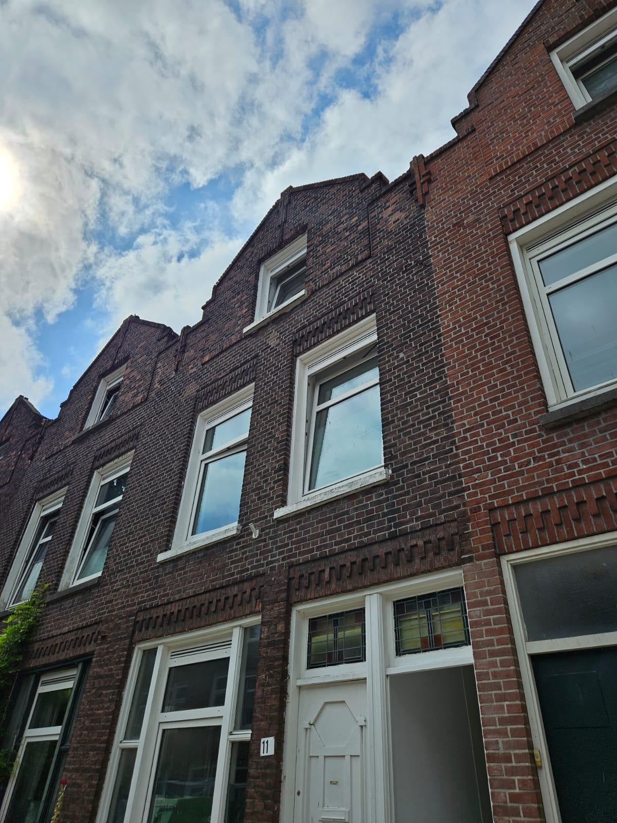 Flat Emmastraat 11 B