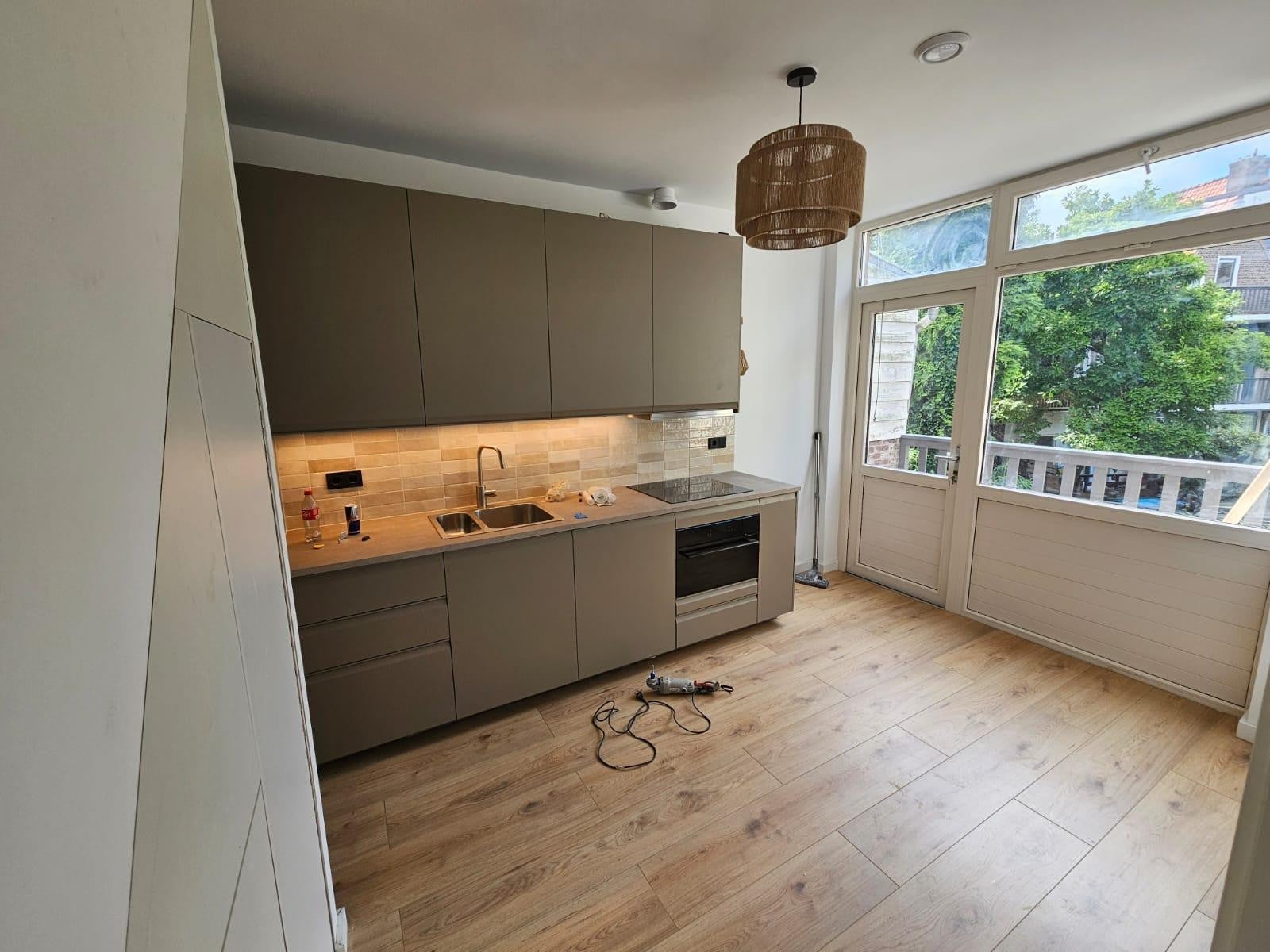 Appartement te huur: Emmastraat 11B, Rotterdam