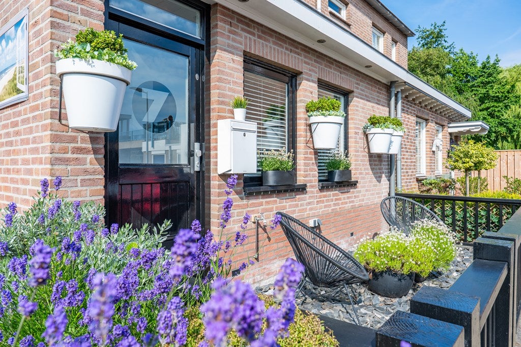 Tussenwoning te koop: Muntstraat 7, Lisserbroek