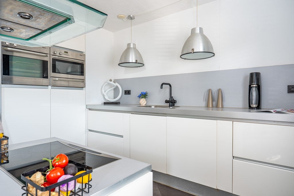 Tussenwoning te koop: Muntstraat 7, Lisserbroek