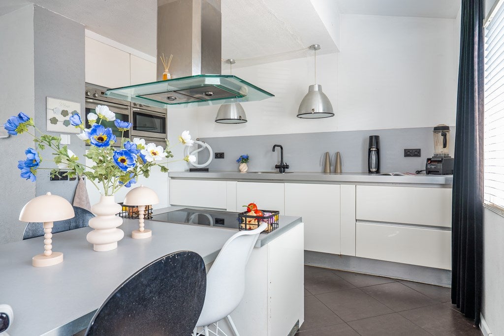 Tussenwoning te koop: Muntstraat 7, Lisserbroek