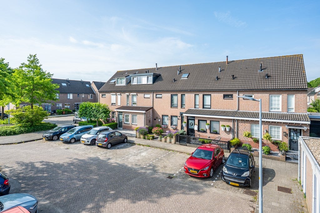 Tussenwoning te koop: Muntstraat 7, Lisserbroek