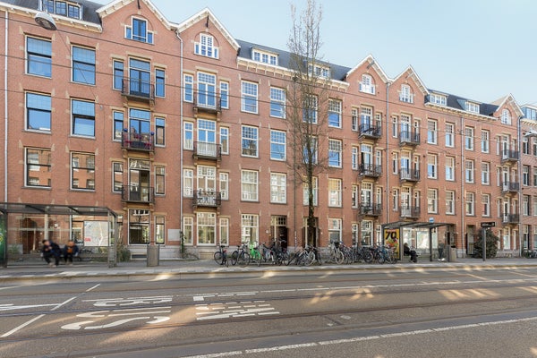 Flat Admiraal De Ruijterweg 153 H