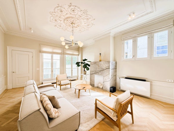 Flat Kromme Waal in Amsterdam