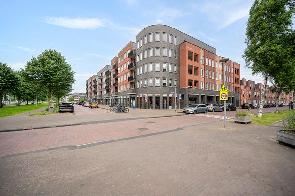 Piso Nederlandstraat en Almere