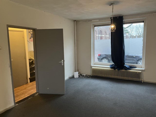 Kamer te huur: Mgr. Nolensplein, Breda