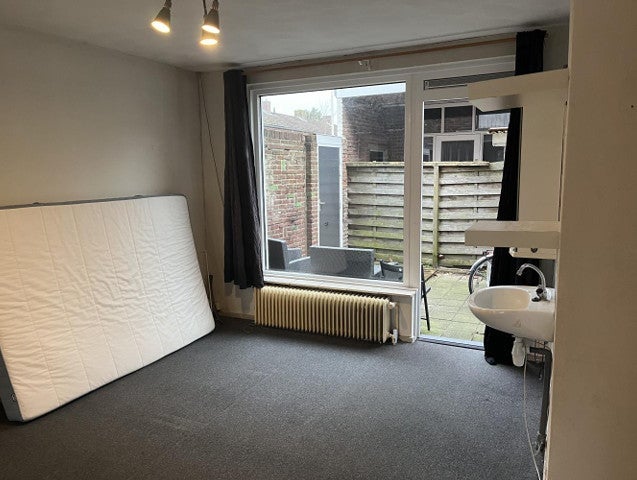Kamer te huur: Mgr. Nolensplein, Breda