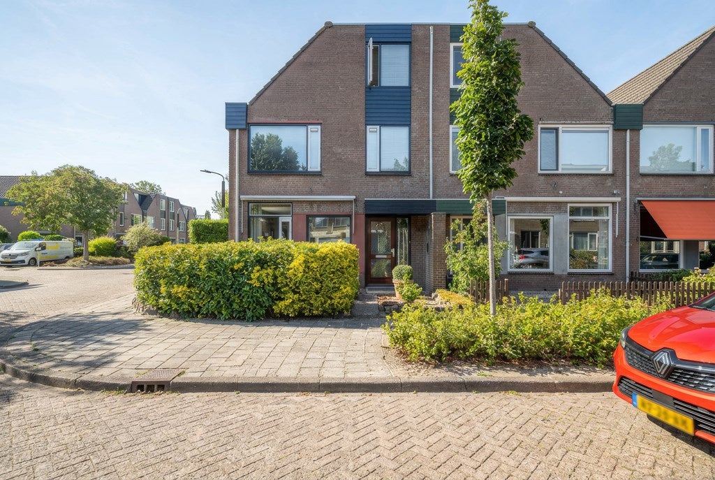 Huis Constantijnstraat 12 in Zoeterwoude