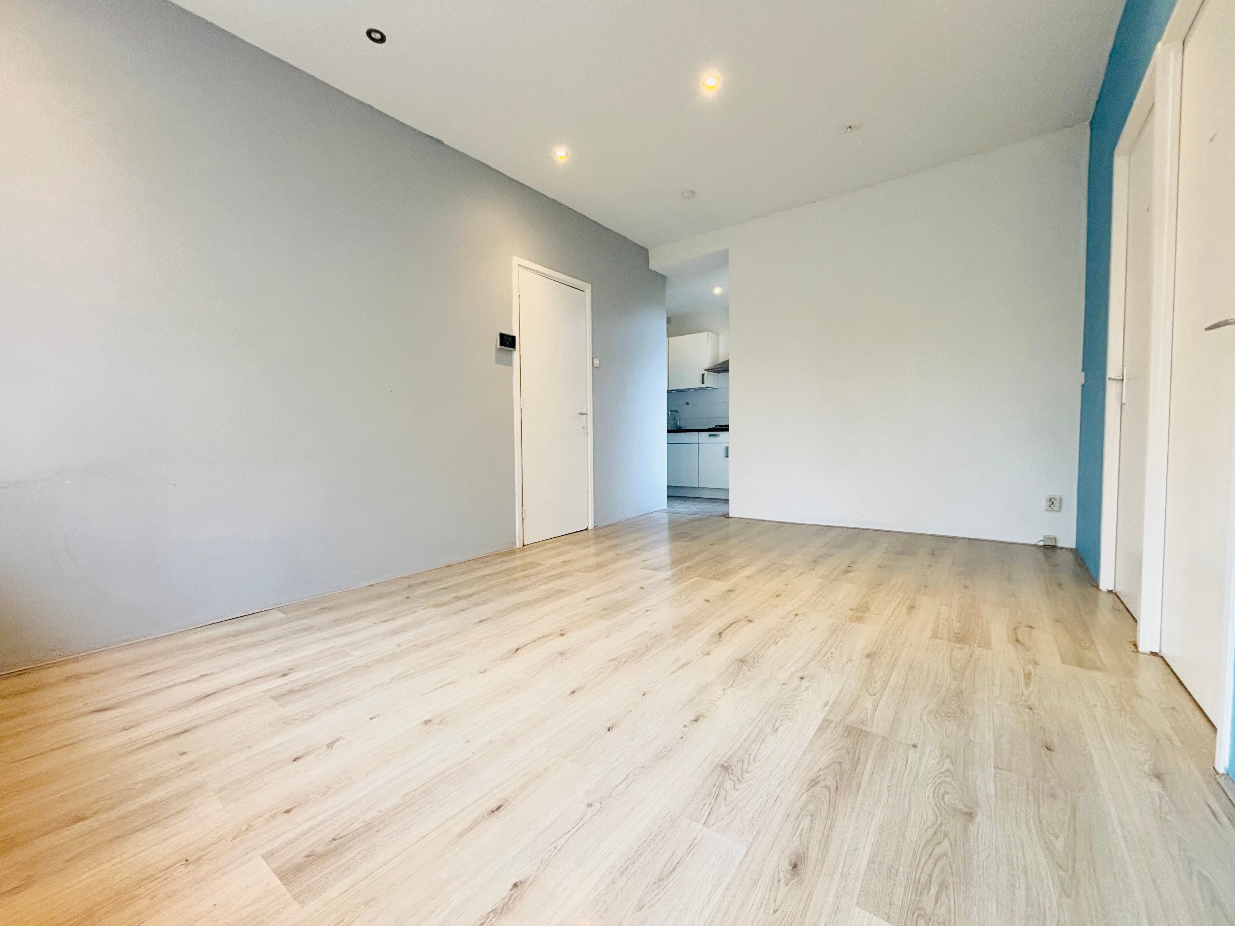 Studio te huur: Copernicusplein 1B, Schiedam