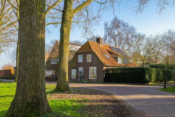 Huis Bokhovense Maasdijk 4 in Den Bosch