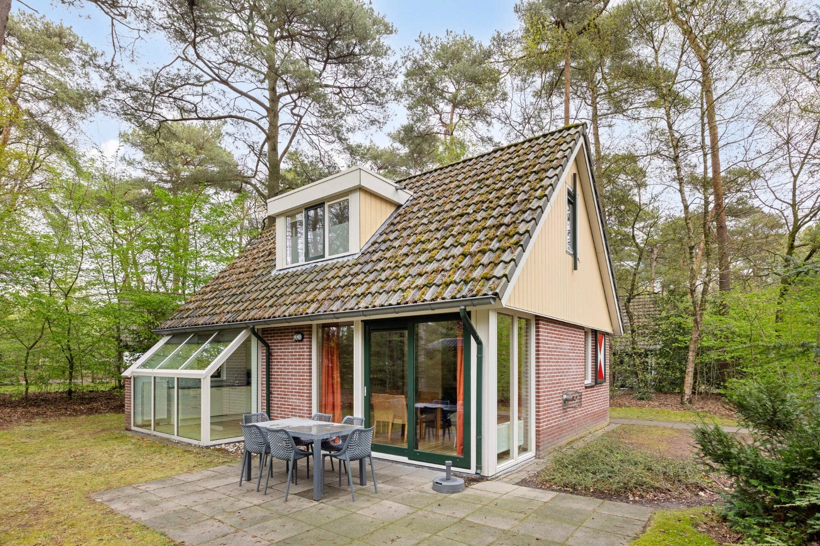 Huis Rolderstraat 11 A in Borger