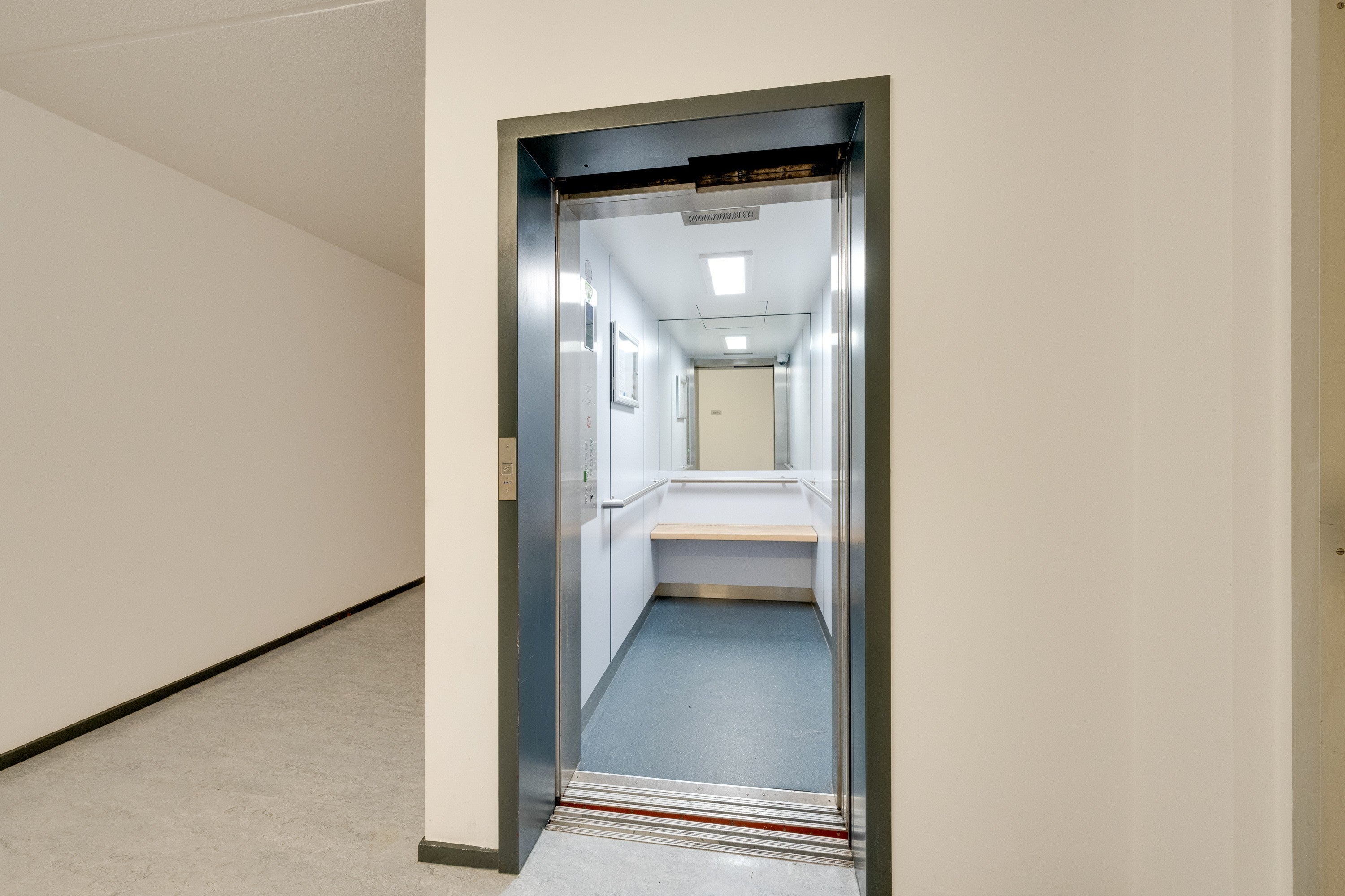 Appartement te koop: Burgemeester D. Kooimanweg 185, Purmerend