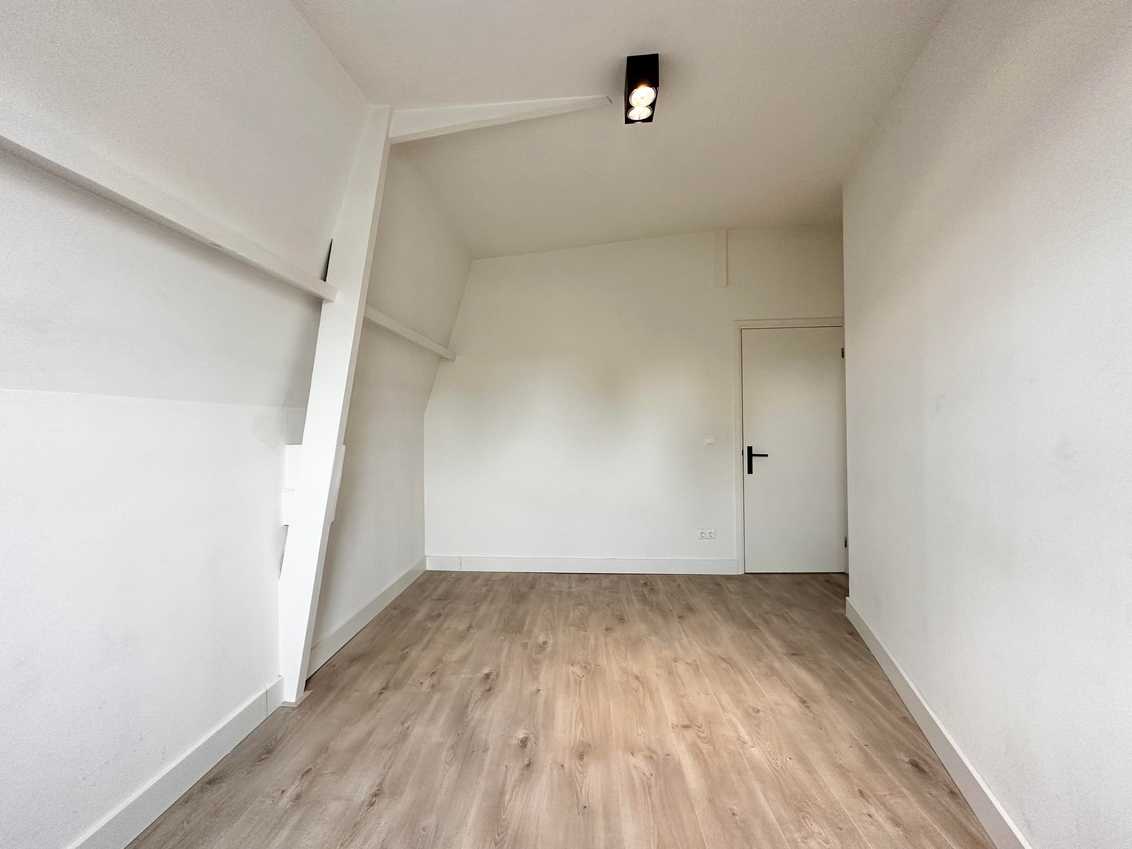 Te huur Appartement Van Woustraat in Amsterdam