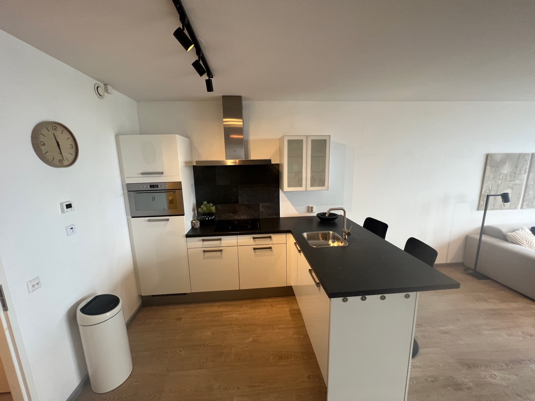 Woning te huur: Raadhuisplein, Hoofddorp