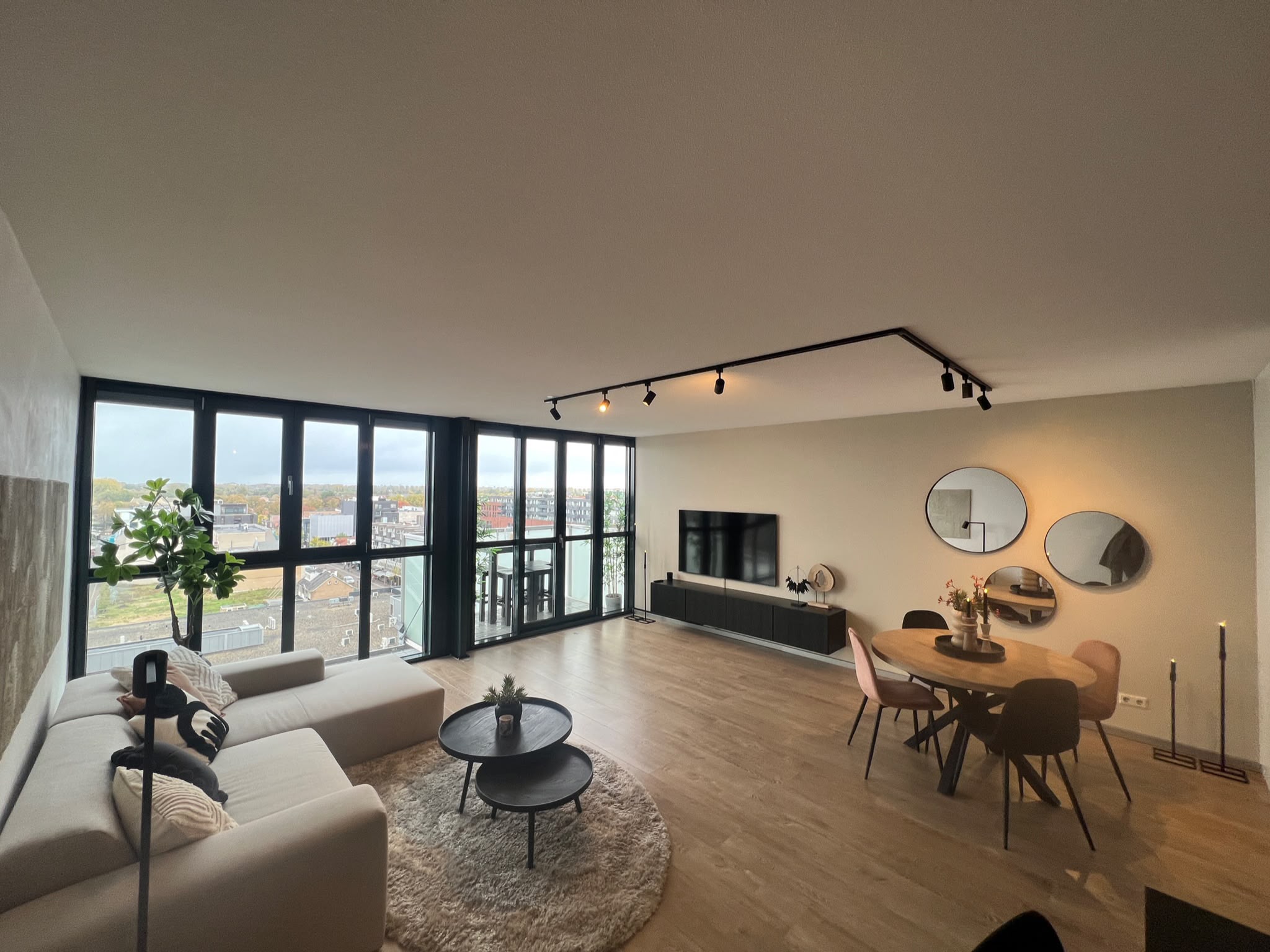 Woning te huur: Raadhuisplein, Hoofddorp