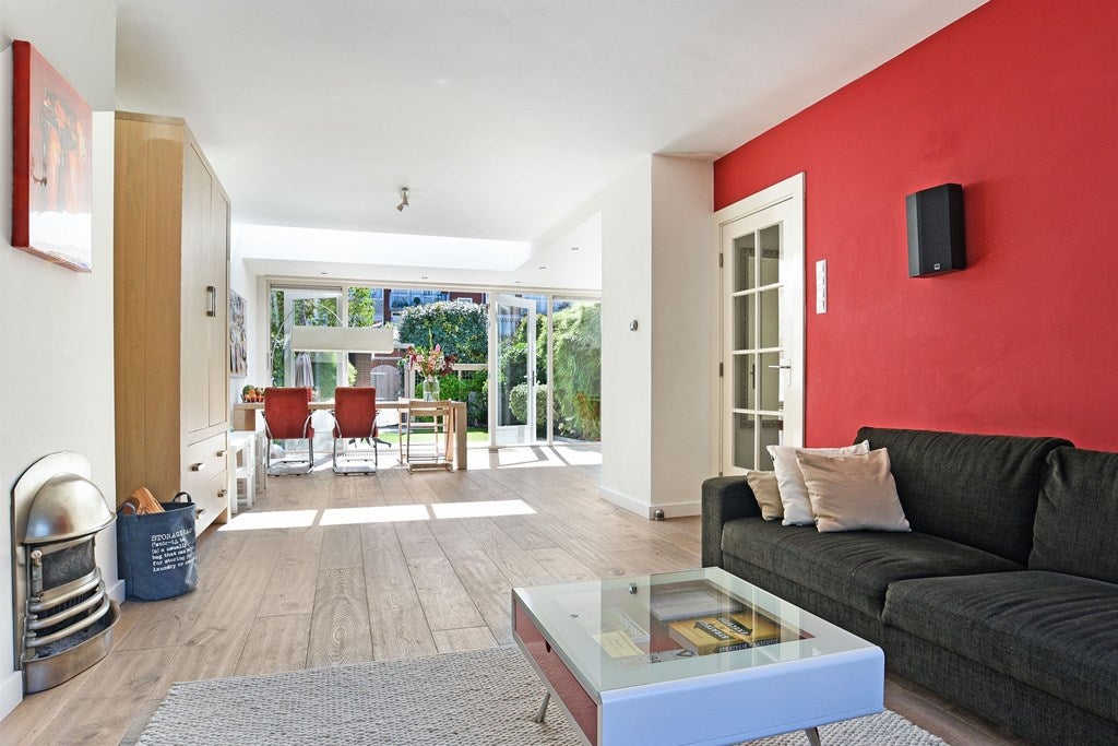 Te huur Huis Jhr.Mr.Dr. H.A. van Karnebeeklaan 24 in Amstelveen