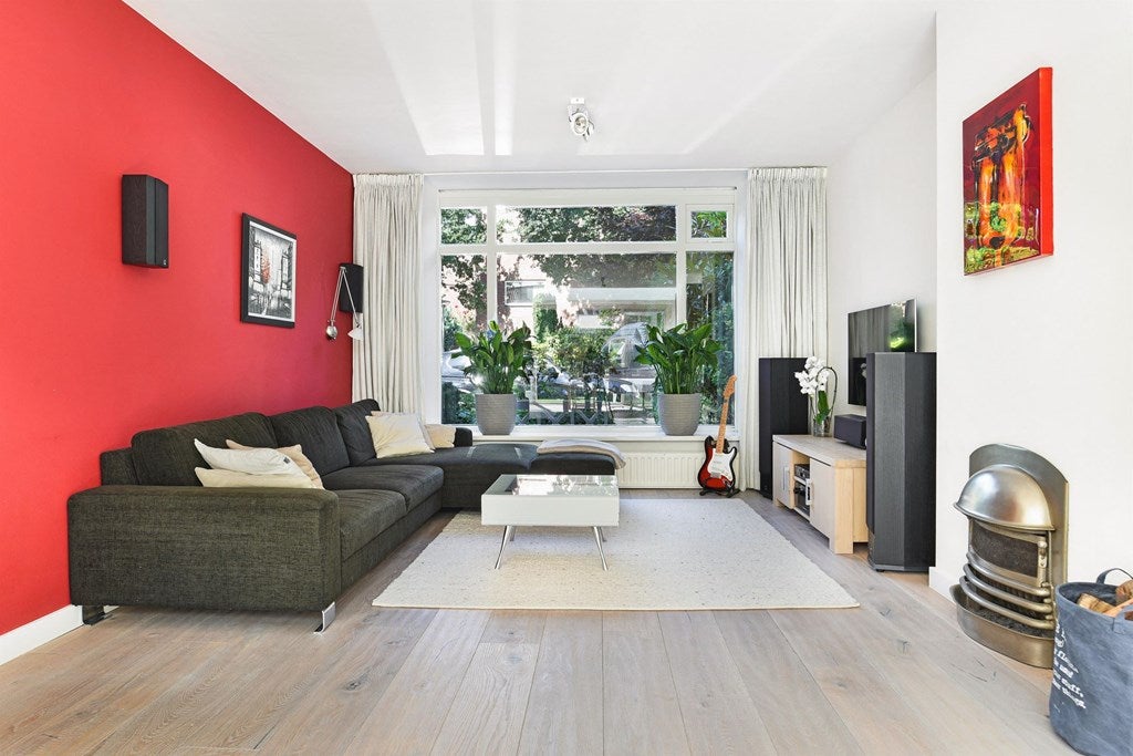 Te huur Huis Jhr.Mr.Dr. H.A. van Karnebeeklaan 24 in Amstelveen