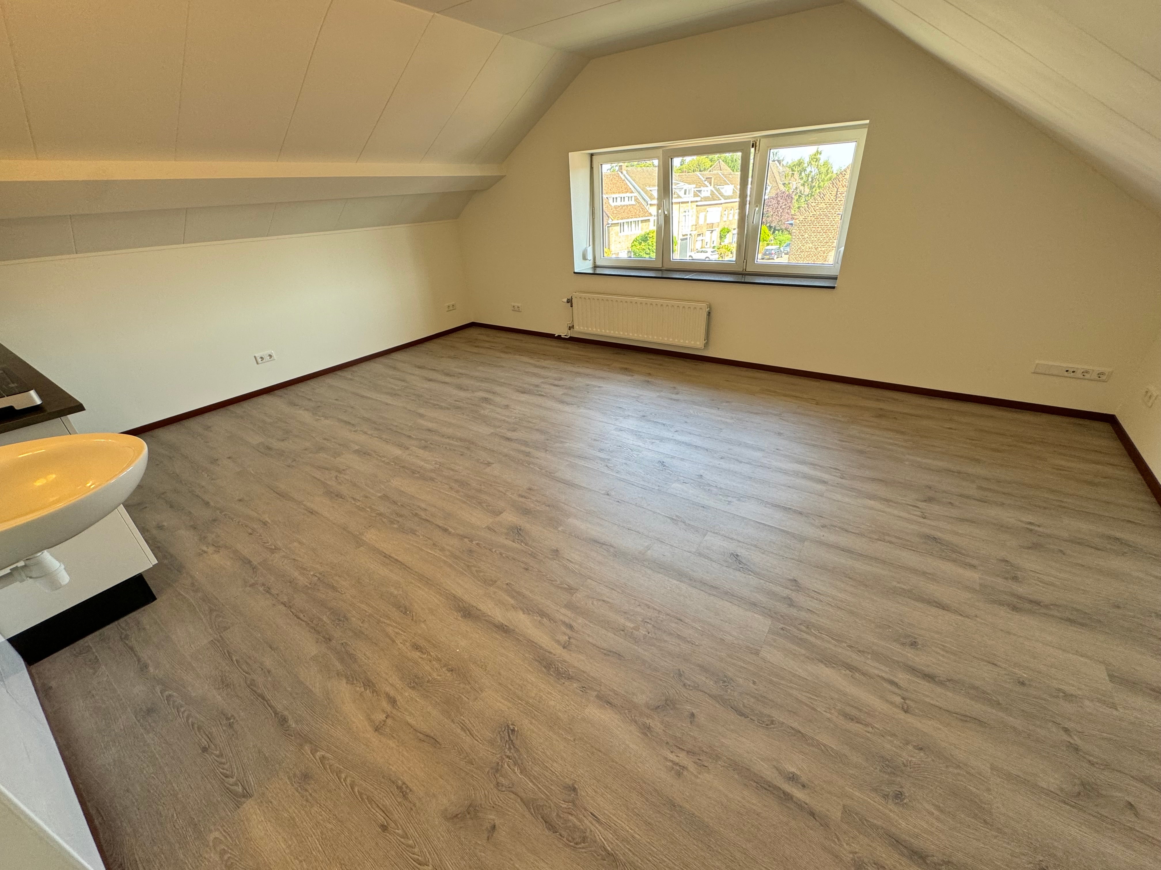 Kamer te huur: Meerssenerweg 13-9, Maastricht