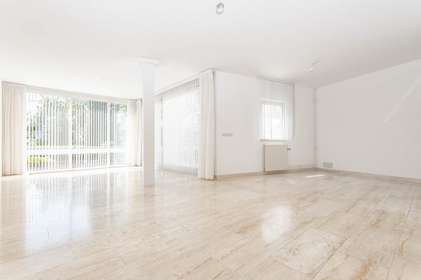 House Image 2