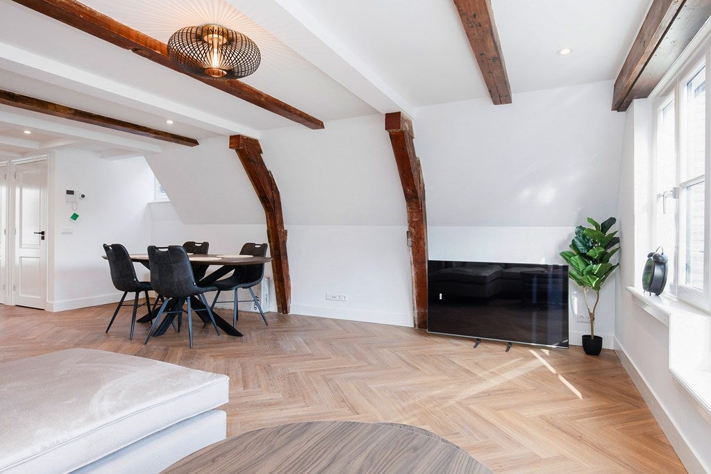 Te huur Appartement Nieuwezijds Voorburgwal in Amsterdam