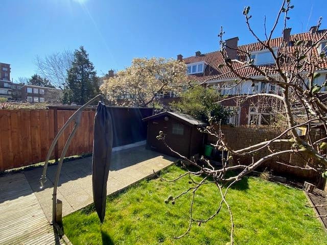 Woning te huur: De Genestetlaan, 'S-Gravenhage
