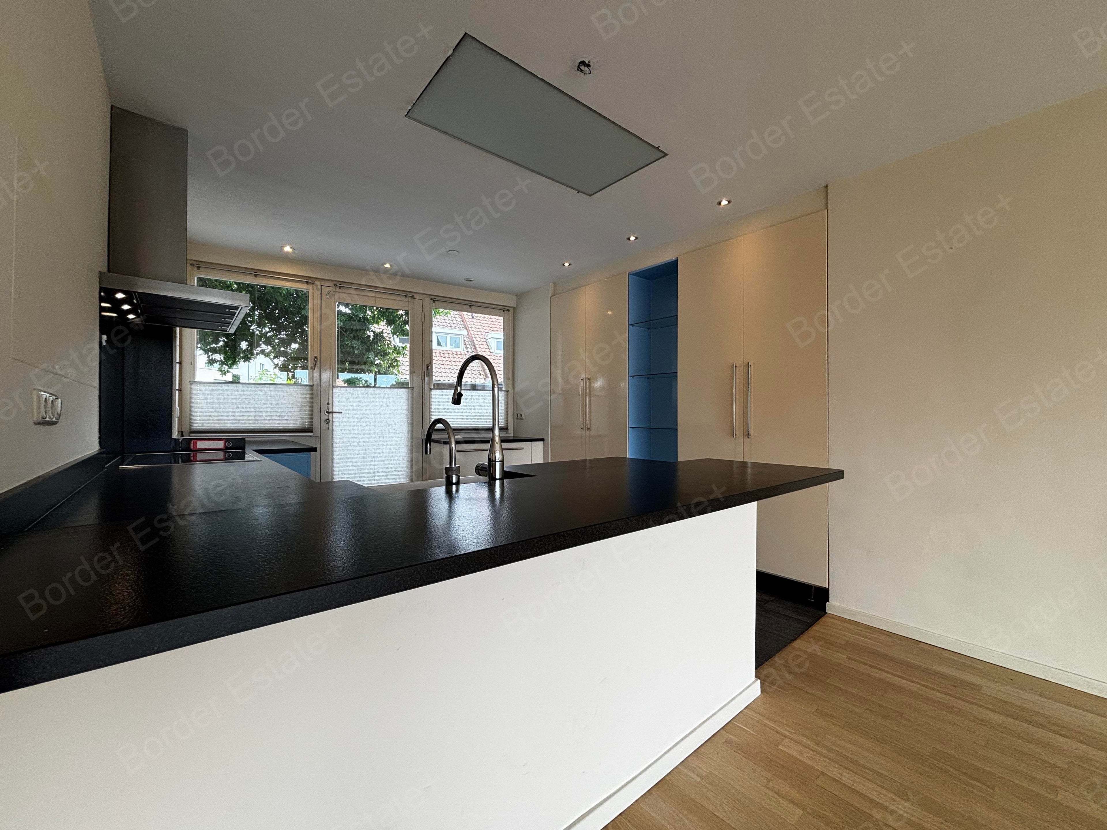 Woning te huur: Mergelweg, Maastricht