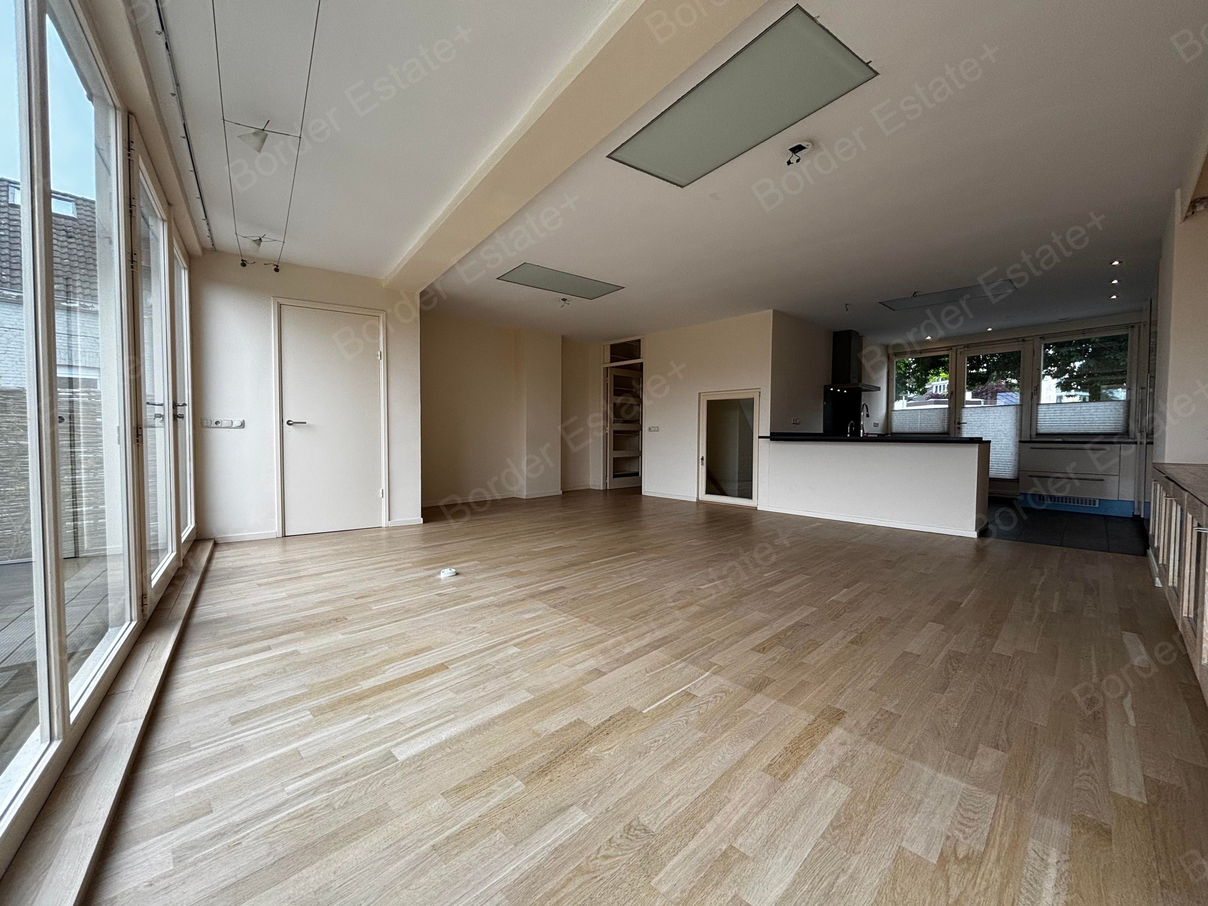 Woning te huur: Mergelweg, Maastricht