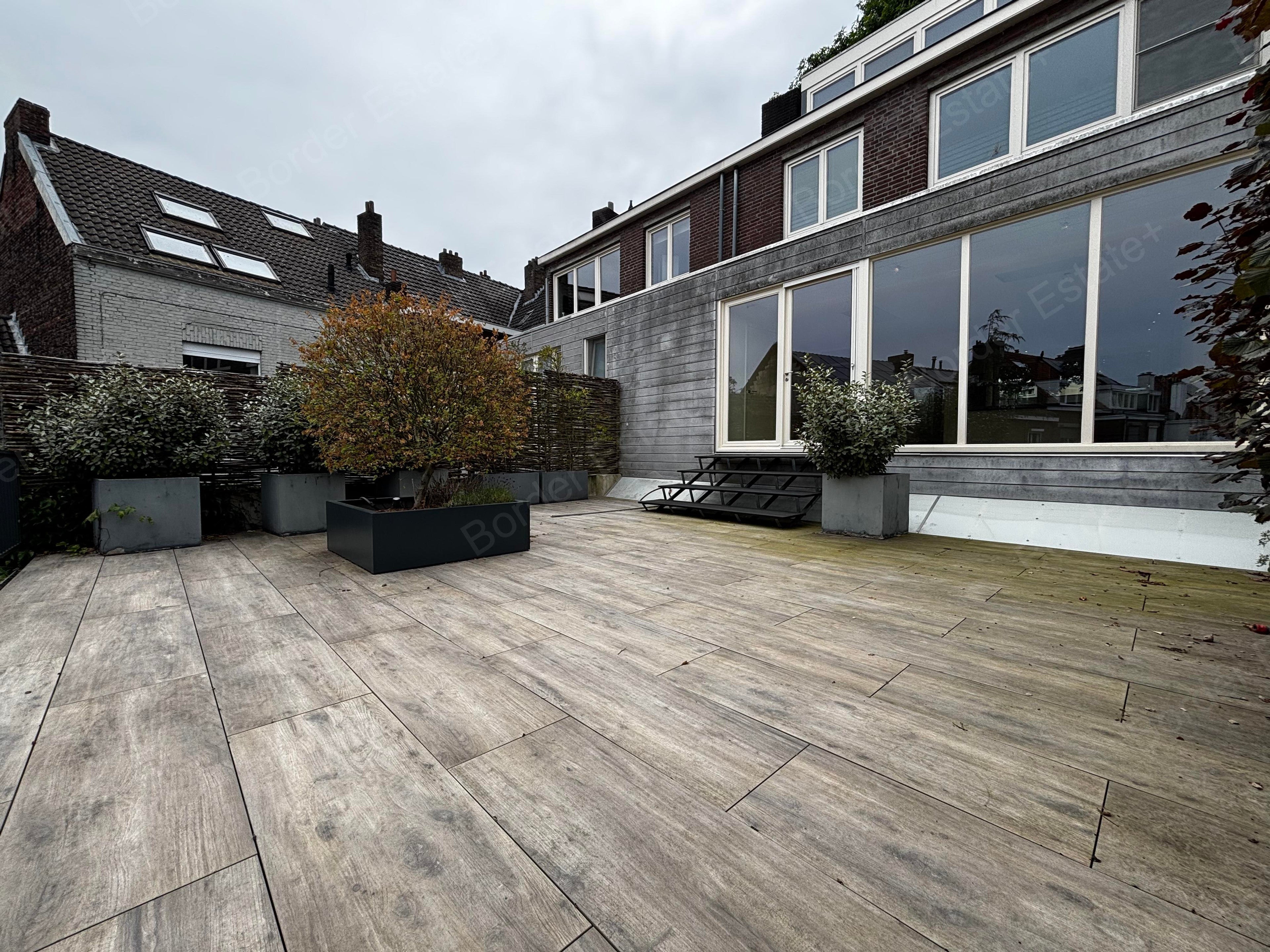 Woning te huur: Mergelweg, Maastricht
